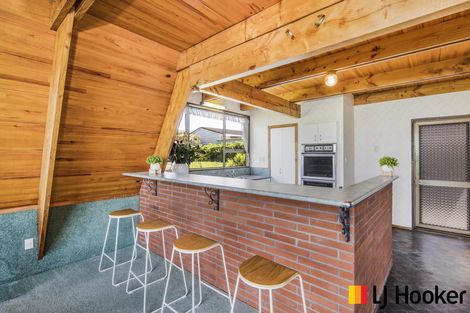 Photo of property in 54 Carnoustie Drive, Wattle Downs, Auckland, 2103