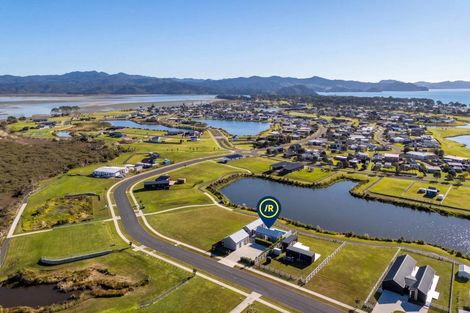 Photo of property in 218 Hamiora Street, Matarangi, 3592