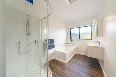 Photo of property in 75e Paremata Haywards Road, Judgeford, Porirua, 5381