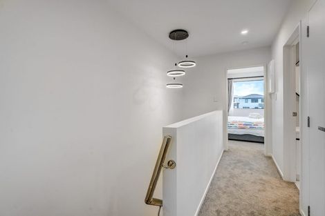 Photo of property in 4/16 Binsted Road, New Lynn, Auckland, 0600