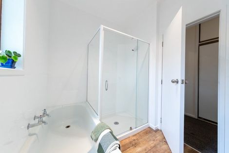 Photo of property in 8 Harold Grove, Stokes Valley, Lower Hutt, 5019