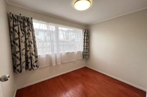 Photo of property in 28a Longburn Road, Henderson, Auckland, 0610