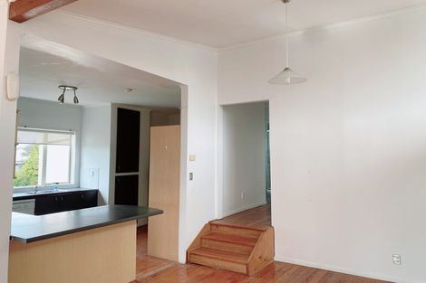 Photo of property in 329 East Coast Road, Mairangi Bay, Auckland, 0630