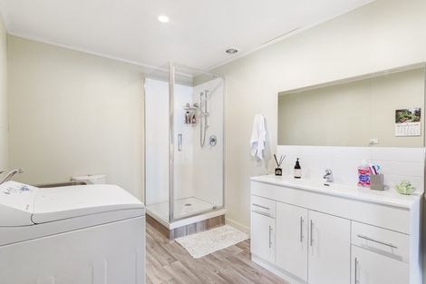 Photo of property in 290 Taylor Road, Waimauku, 0882