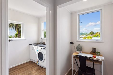 Photo of property in 55 Martin Road, Paraparaumu Beach, Paraparaumu, 5032