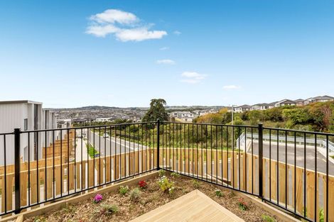 Photo of property in 12 Elevation Street, Flat Bush, Auckland, 2019