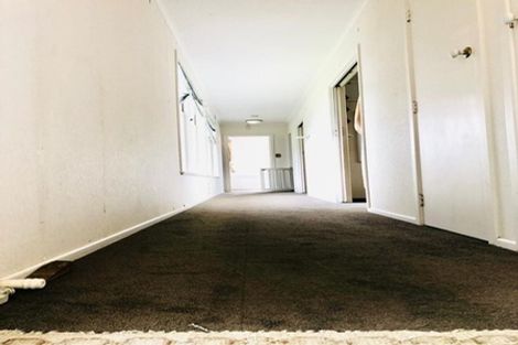 Photo of property in 53 Jaemont Avenue, Te Atatu South, Auckland, 0610