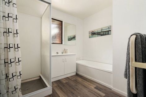 Photo of property in 2/52 Truman Road, Bryndwr, Christchurch, 8053