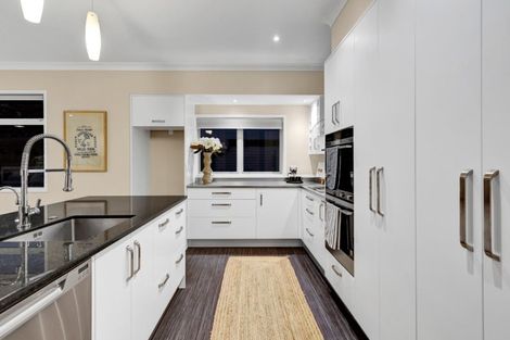 Photo of property in 1a French Street, Moturoa, New Plymouth, 4310