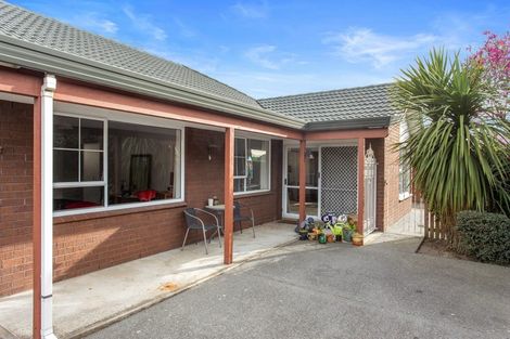 Photo of property in 1/25b Ramore Place, Redwood, Christchurch, 8051