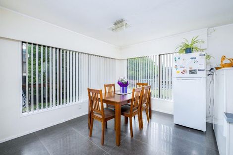 Photo of property in 3 Zenith Place, Conifer Grove, Takanini, 2112