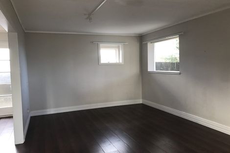 Photo of property in 2 Chatham Avenue, Mount Albert, Auckland, 1025