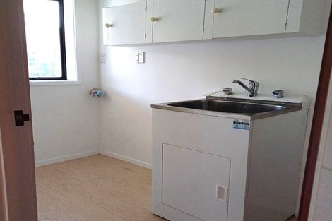 Photo of property in 11 Lilford Place, Half Moon Bay, Auckland, 2012