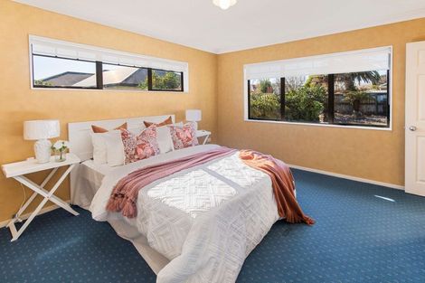 Photo of property in 16 Alba Place, Cambridge, 3434