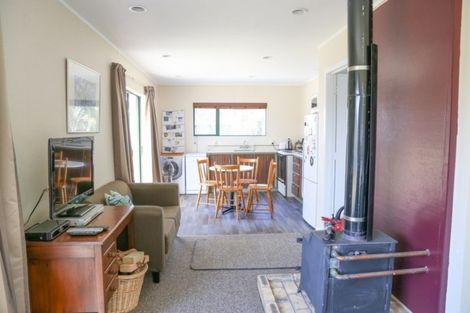 Photo of property in 4 Hinenamu Grove, Turangi, 3334