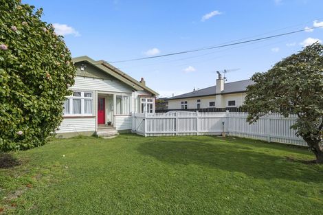 Photo of property in 14 Norton Park Avenue, Fairfield, Lower Hutt, 5011
