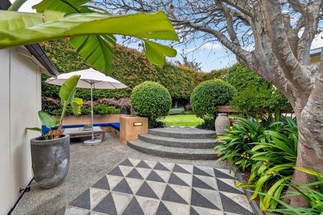 Photo of property in 13 Cameron Street, Takapuna, Auckland, 0622