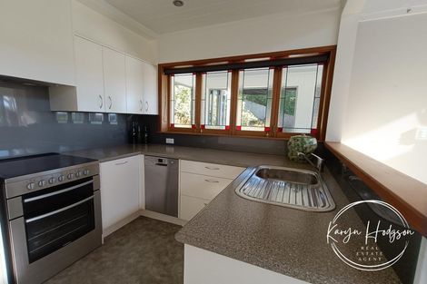 Photo of property in 12 Cliff Street, Pahi, Paparoa, 0571