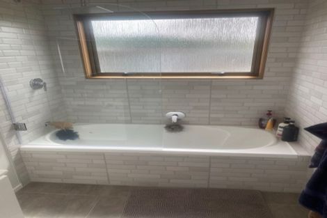 Photo of property in 1/7 Morice Place, Torbay, Auckland, 0630