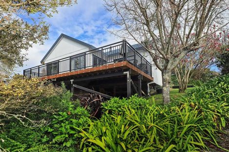 Photo of property in 8a Busby Place, Havelock North, 4130