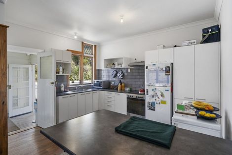 Photo of property in 119 Roberts Line, Kelvin Grove, Palmerston North, 4414