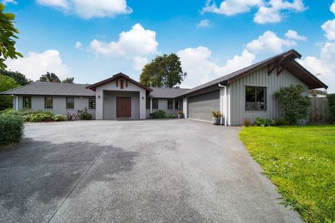 Photo of property in 89 Tape Road, Hillsborough, New Plymouth, 4372