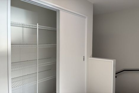 Photo of property in 101 Waituarua Drive, Takanini, Auckland, 2112