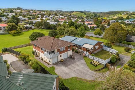 Photo of property in 107 Victory Street, Welcome Bay, Tauranga, 3112