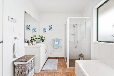 Photo of property in 22a Zealandia Road, Manly, Whangaparaoa, 0930