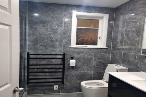 Photo of property in 121 Woodglen Road, Glen Eden, Auckland, 0602