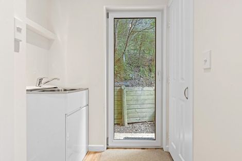 Photo of property in 8 Glas Brae, Governors Bay, Lyttelton, 8971