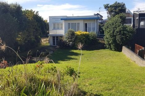 Photo of property in 87 Marine Parade, Paraparaumu Beach, Paraparaumu, 5032