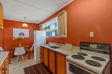 Photo of property in 2/22 Captain Scott Road, Glen Eden, Auckland, 0602