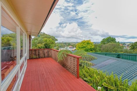 Photo of property in 50 Victoria Avenue, Waiuku, 2123