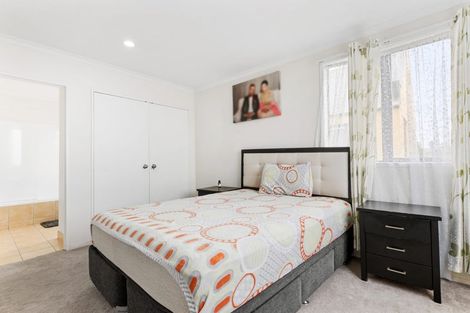 Photo of property in 10 Blumhardt Place, Avondale, Auckland, 1026