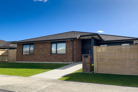 Photo of property in 8 Charlotte Crescent, Dinsdale, Hamilton, 3204