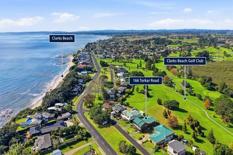 Photo of property in 166 Torkar Road, Clarks Beach, 2122