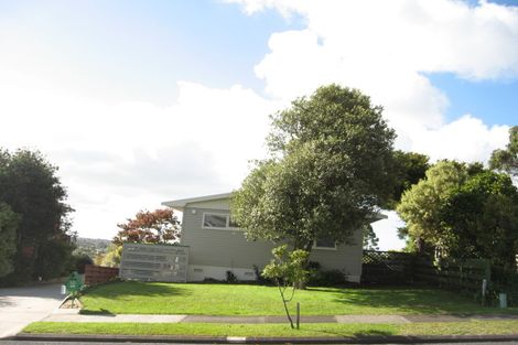 Photo of property in 30 Jade Avenue, Pakuranga Heights, Auckland, 2010