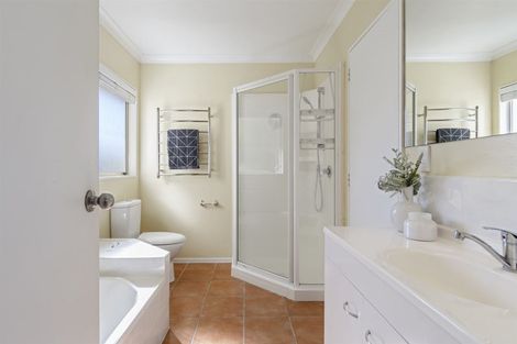 Photo of property in 2 Strange Grove, Matua, Tauranga, 3110