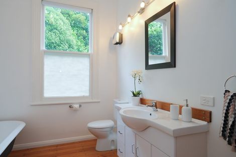 Photo of property in 1 Wickliffe Terrace, Port Chalmers, 9023