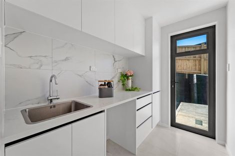 Photo of property in 23 Cirrus Way, Ranui, Auckland, 0612