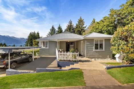 Photo of property in 102 Thompson Street, Queenstown, 9300