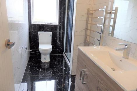 Photo of property in 104 Keri Vista Rise, Papakura, 2110