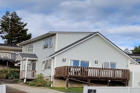 Photo of property in 10 Sequoia Place, Sunnynook, Auckland, 0620