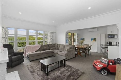Photo of property in 68 Storey Avenue, Forest Lake, Hamilton, 3200