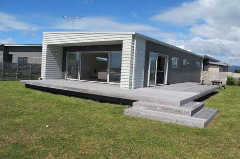 Photo of property in 105 Karo Drive, Matarangi, Whitianga, 3592