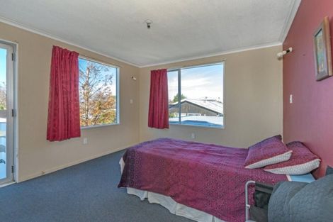 Photo of property in 19 Westerleigh Street, Bishopdale, Christchurch, 8053