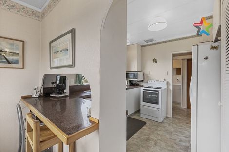 Photo of property in 33 Kingsley Street, Stokes Valley, Lower Hutt, 5019