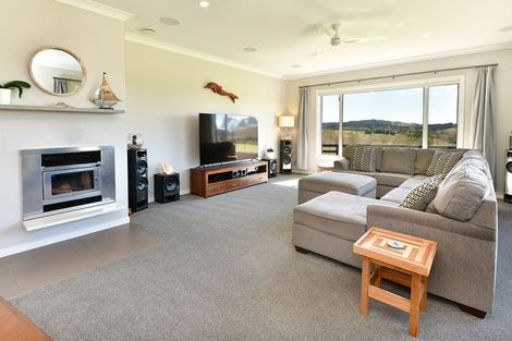 Photo of property in 10 Joblin Road, Wainui, Silverdale, 0994