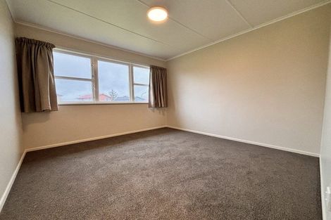 Photo of property in 8 Arnhem Place, Pukekohe, 2120